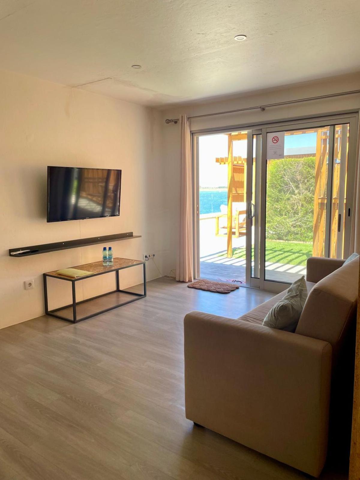 818 Centro Nautico Bungalows Vila Real de Santo António Екстериор снимка